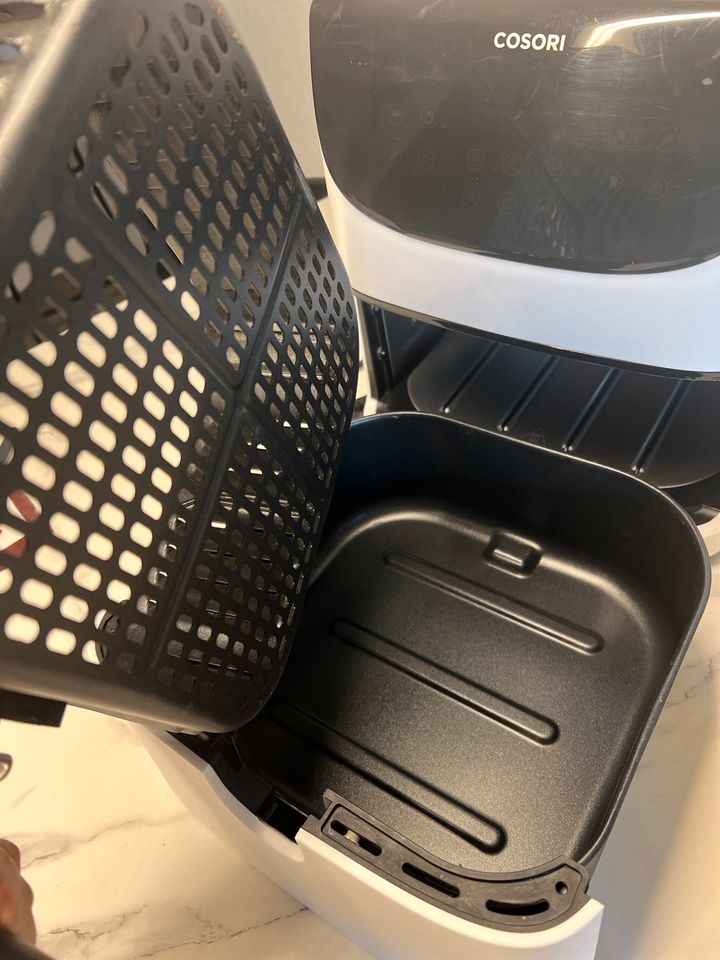 Cosori Heißluftfritteuse fritteuse air fryer 5,5 L versand in Massenbachhausen