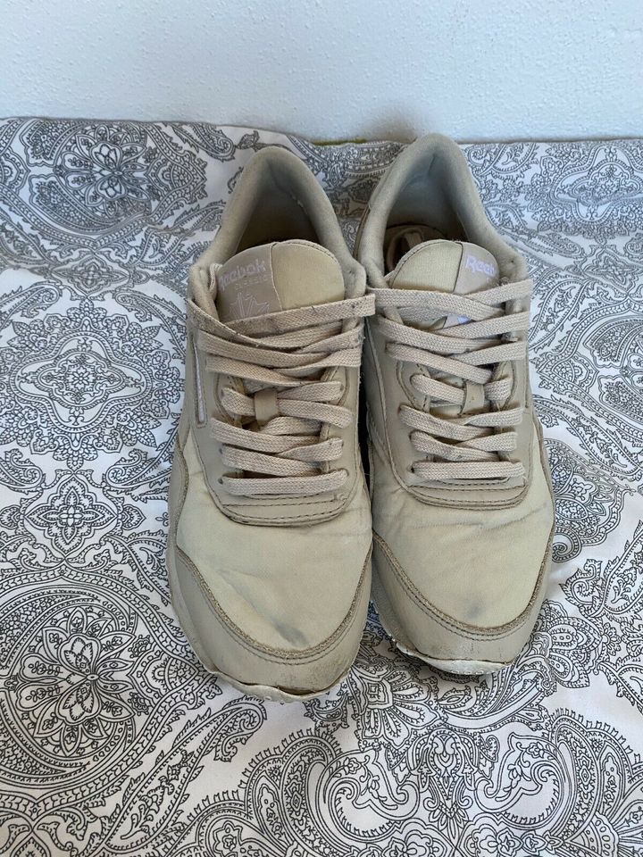 Beige Sneaker von Reebok Gr. 38 in Straubing