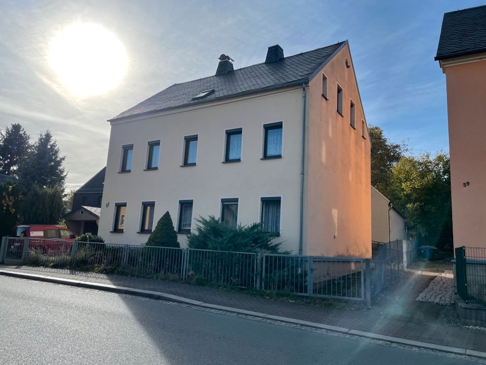 *** San. Mehrfamilienhaus mit großem Grundstück*** in Lugau