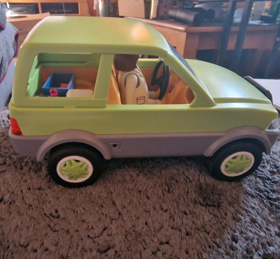 Playmobil Tierarzt Auto 4345 in Wallmerod