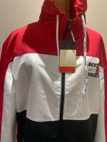 Tommy Hilfiger Windjacke NEU GR.L Nordrhein-Westfalen - Gladbeck Vorschau