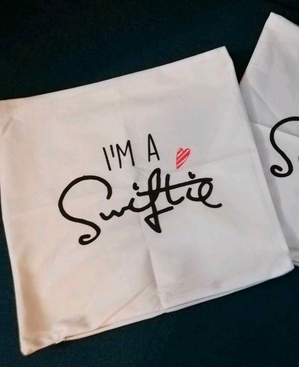 Eine Kissenhülle 40 x 40  I'm a Swiftie Taylor Swift  pillow case in Kassel