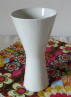 Midcentury: Weiße Vase konisch Heinrich Porzellan 18 cm Rheinland-Pfalz - Trier Vorschau