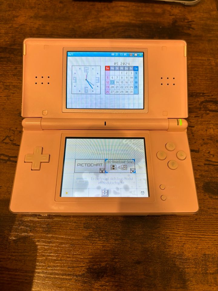 Nintendo Ds Lite Rosa + PEN Gebraucht in Recklinghausen