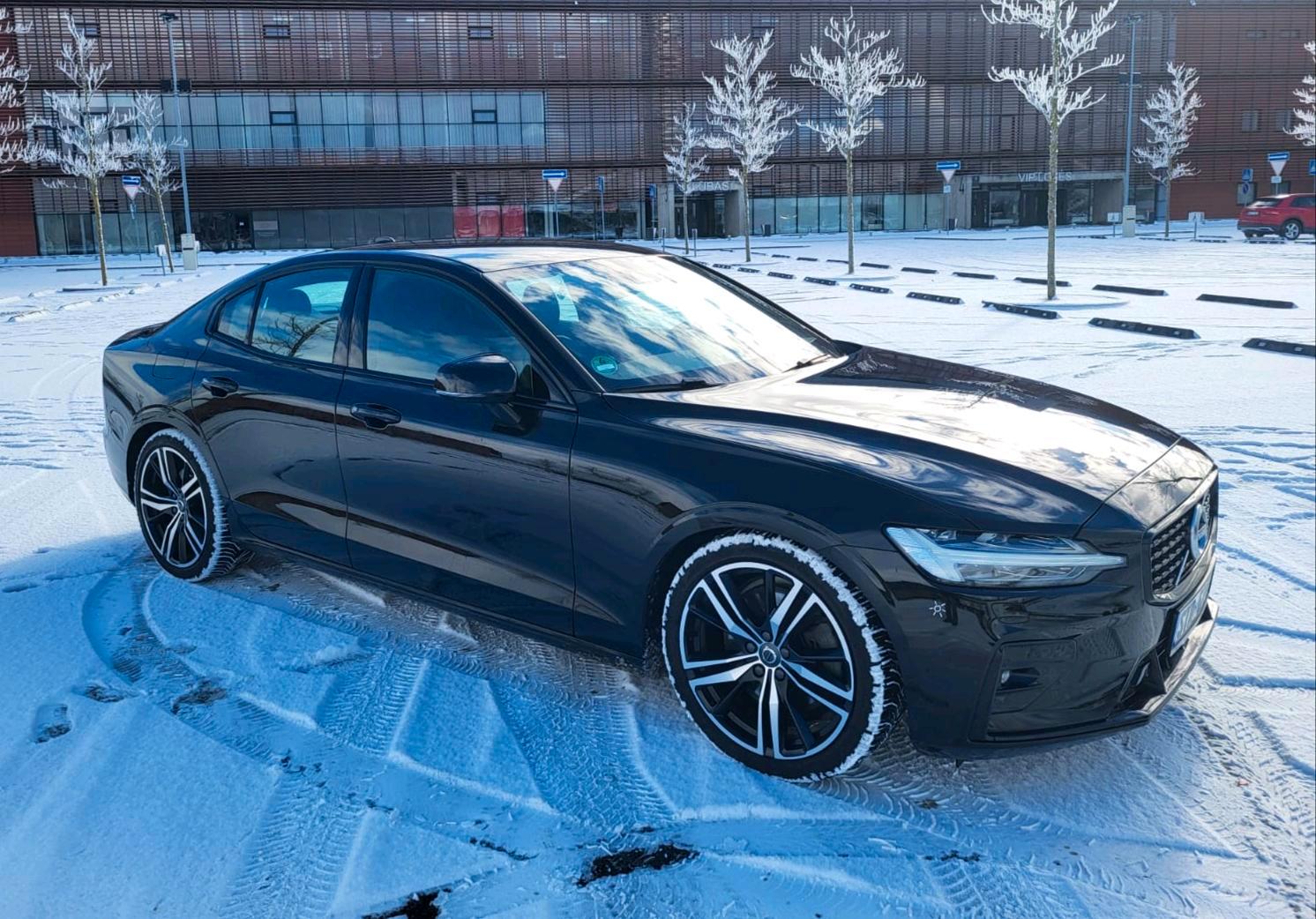 Abbildung des Autos Vovlo S60 - Black Edition