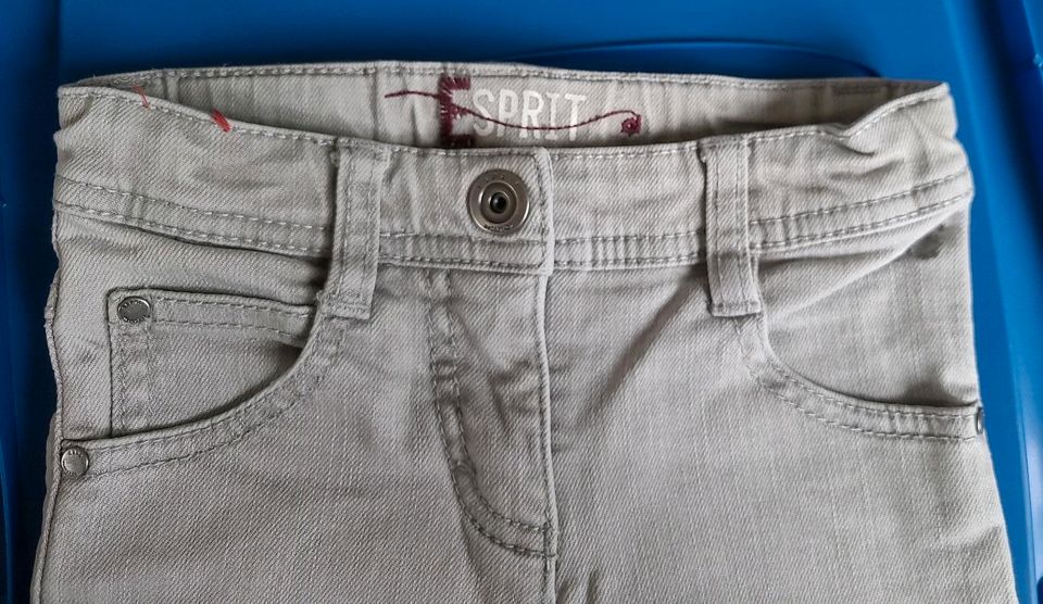 Jeans hellgrau Esprit 104 in Dedelstorf