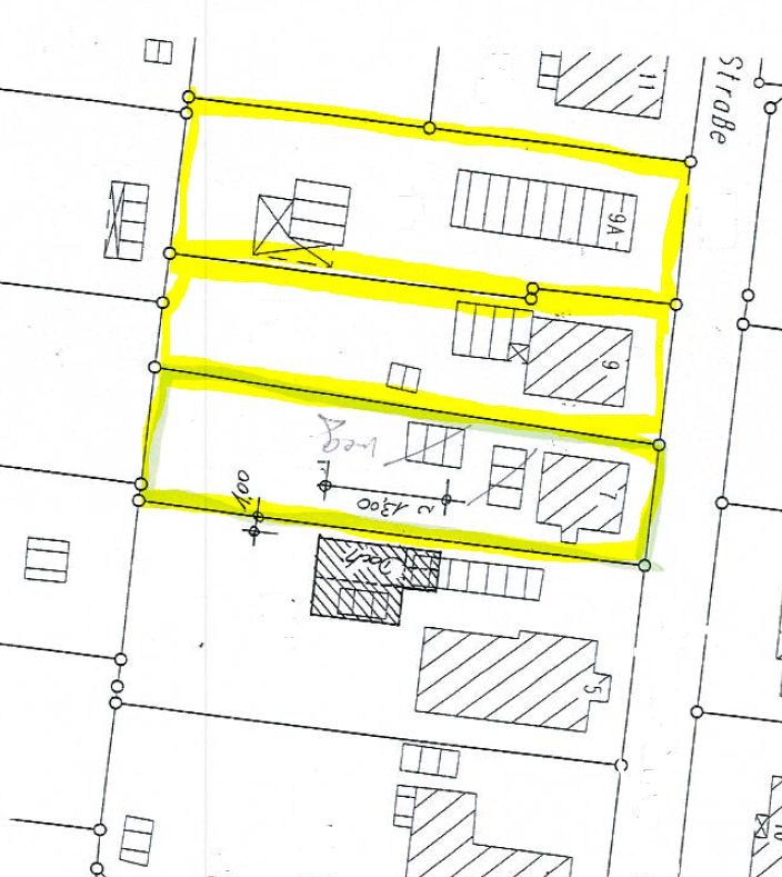 3 attraktive Baugrundstücke 822m² + 697m² + 689m² mit jeweils Altbestand in Cloppenburg in Cloppenburg