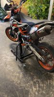 KTM 690 SMCR mit Orginal und Akrapovic Komplett Auspuffanlage Baden-Württemberg - Lautenbach Vorschau