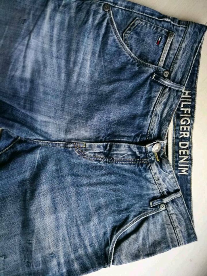 Jeans Tommy Hilfiger W34 L34 in Rennerod