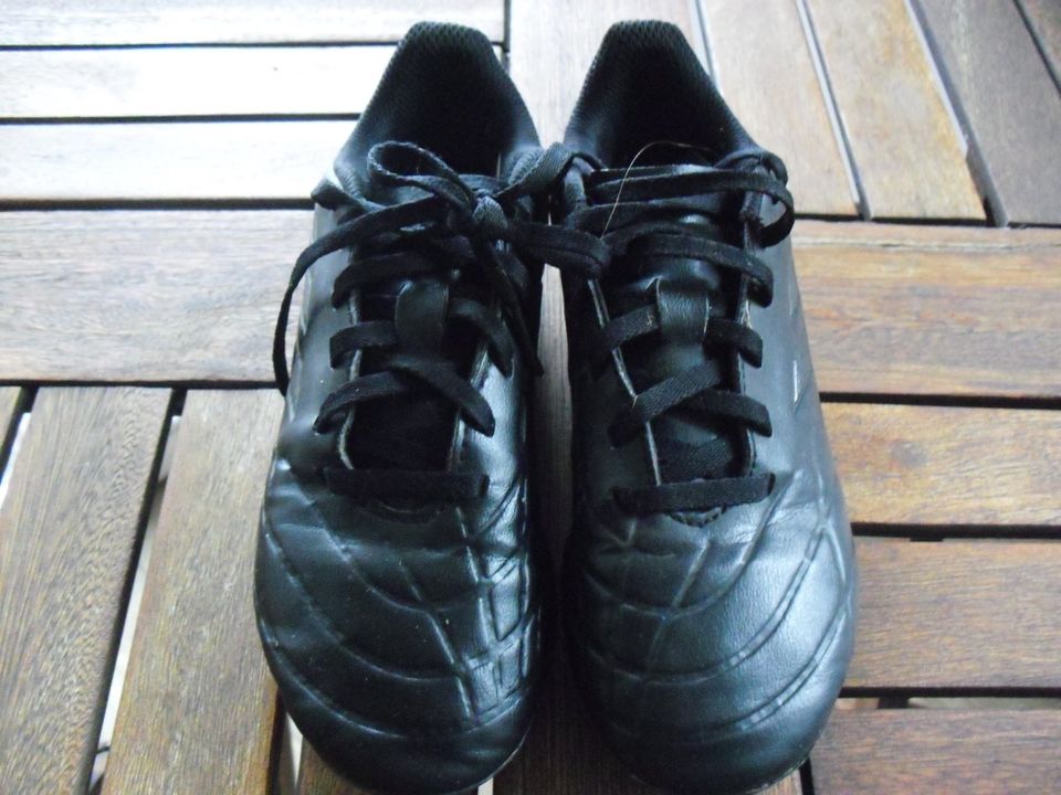 *Die Schatztruhe* Adidas Copa Fußballschuhe schwarz 33 Stollen in Wangen im Allgäu