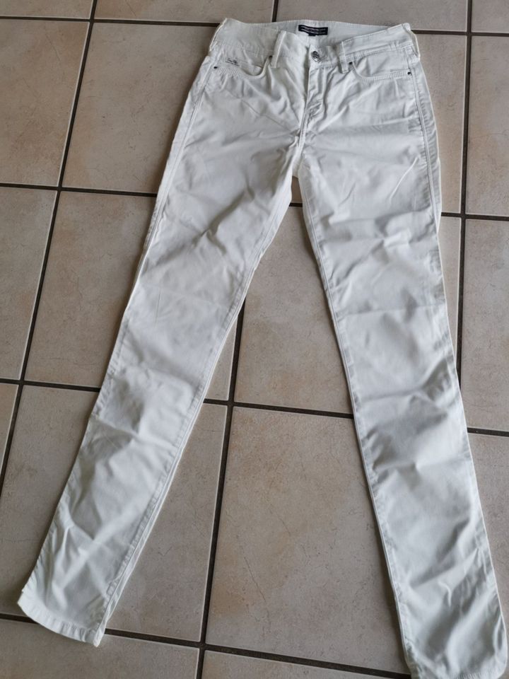 Jeans weiß TOMMY HILFIGER Milan RW Slim Gr. 36 in Brandenburg Wusterhausen | eBay Kleinanzeigen ist jetzt Kleinanzeigen