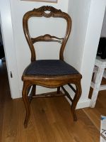 Stuhl aus Holz mit blauem Bezug Niedersachsen - Oldenburg Vorschau