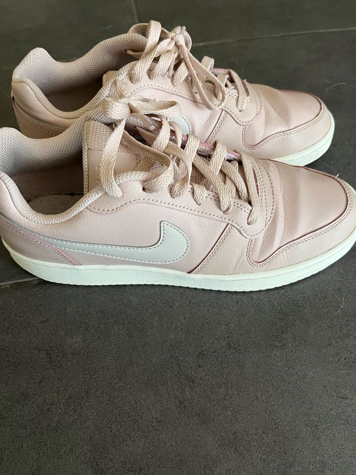 Nike Ebernon Low in Koblenz