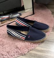 NEUW Tommy Hilfiger Sneaker Nordrhein-Westfalen - Kreuztal Vorschau