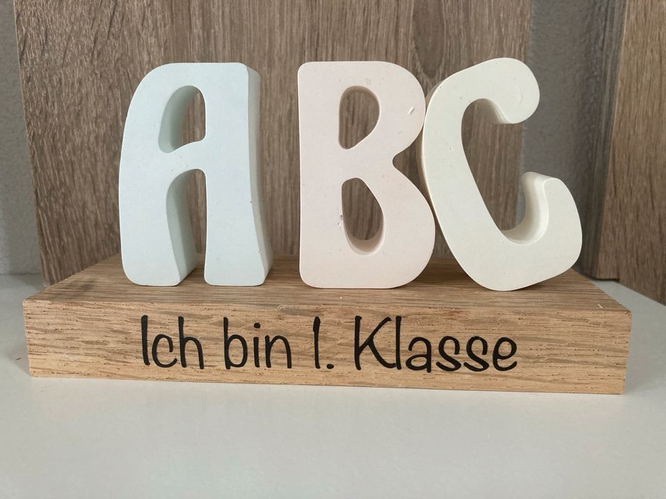 Deko zur Einschulung - Kerzen, Kerzenhalter, ABC - Raysin in Schotten