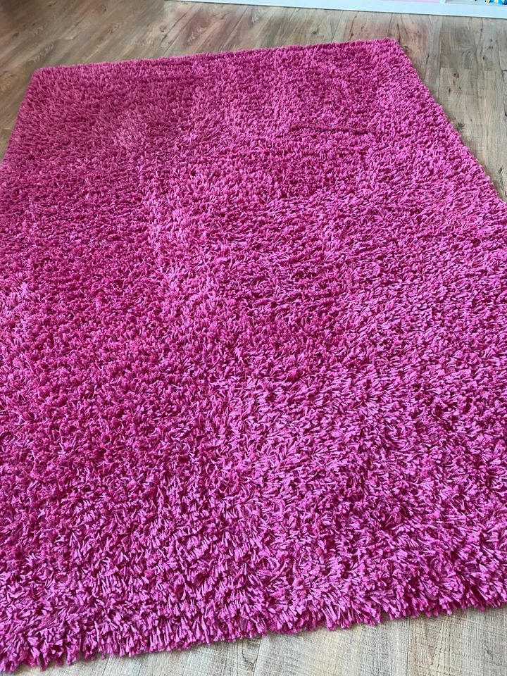 Pinker Teppich 120 x 170 cm Hochflor, Expo Shaggy pink in  Nordrhein-Westfalen - Geilenkirchen | eBay Kleinanzeigen ist jetzt  Kleinanzeigen