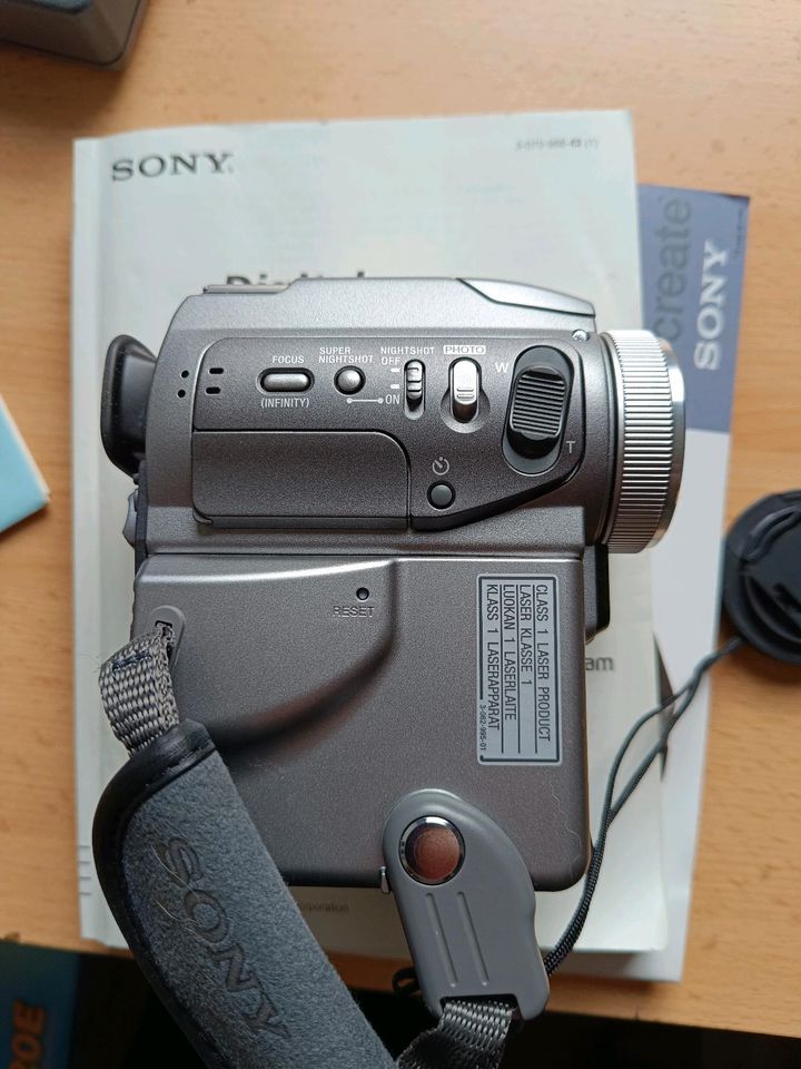 Sony DCR PC 120E in Sankt Augustin