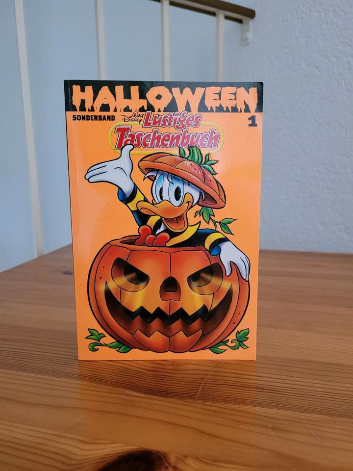 Lustiges Taschenbuch Sonderedition Halloween Band 1 in Neustadt am Rübenberge