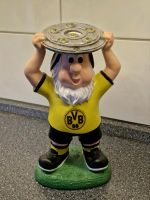 Großer,  jubelnder BVB Zwerg mit Meisterschale, top Zustand! Kreis Pinneberg - Halstenbek Vorschau