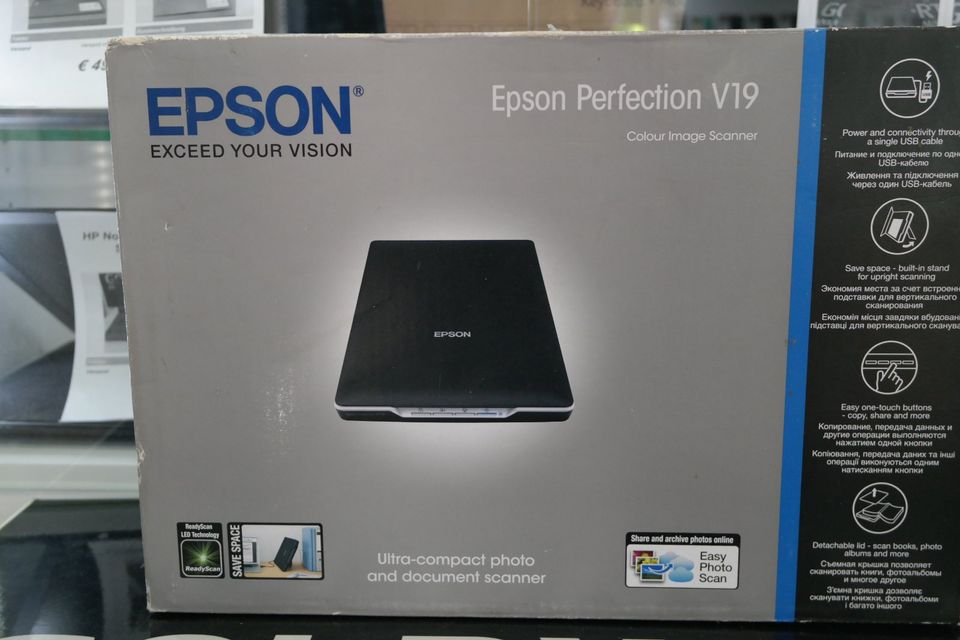 Epson Scanner Perfection V19 Schwarz 1 X A4 4.800 Х 4.800 Dpi NEU in Berlin