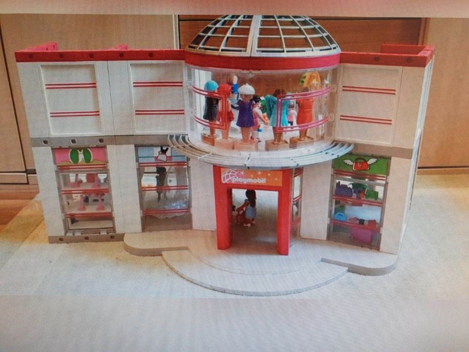 Playmobil Einkaufszentrum mit Erweiterung in Eggermühlen