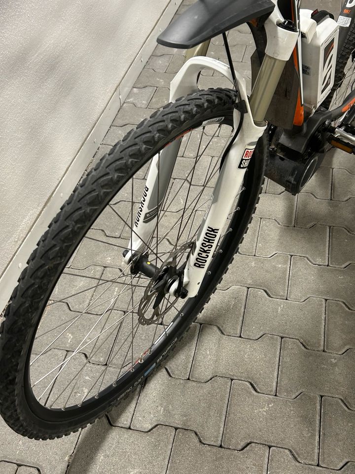 KTM Herren E-Bike Macina / Sehr guter Zustand in Pforzheim