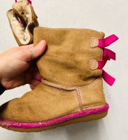 UGG Boots Bailey Bow GR 29 Pink Braun Stiefel Schleife Winter Möd Baden-Württemberg - Heidelberg Vorschau