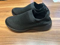 Schwarze Slipper Sneaker Gr 35 Bayern - Graben (Lechfeld) Vorschau