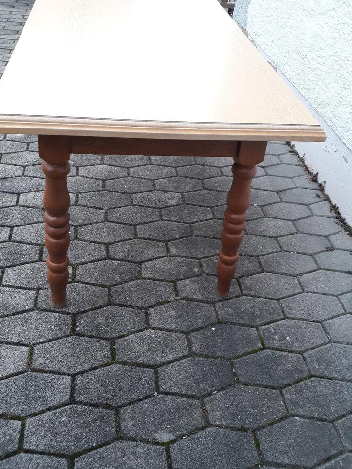 Holz Tisch 1,30 x 0,75m 75cm hoch Küche Esstisch Esszimmer in Winhöring