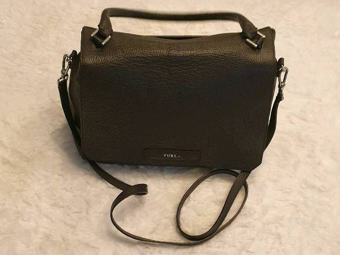 Furla Handtasche 32x24x14 Trageriemen Schultertasche original in Notzingen