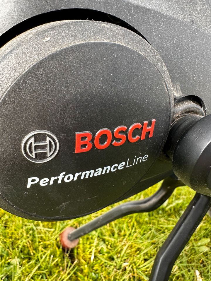 E Bike Hercules Rob Fold 10, 366km gelaufen! Bosch Perfomance in Herscheid