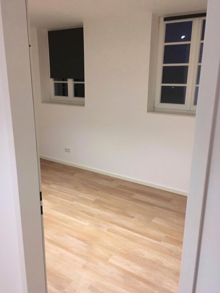 Attraktive und gehobene 2,5-Zimmer-Loft-Wohnung mit Loggia in Enger