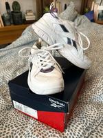 Reebok Schuhe weiß 38,5 rbk xeona training fx0336 Köln - Porz Vorschau