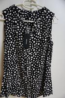 Bluse o. Arm von Vero Moda, Gr. S, neu m. Etikett, schwarz/weiß Niedersachsen - Norden Vorschau