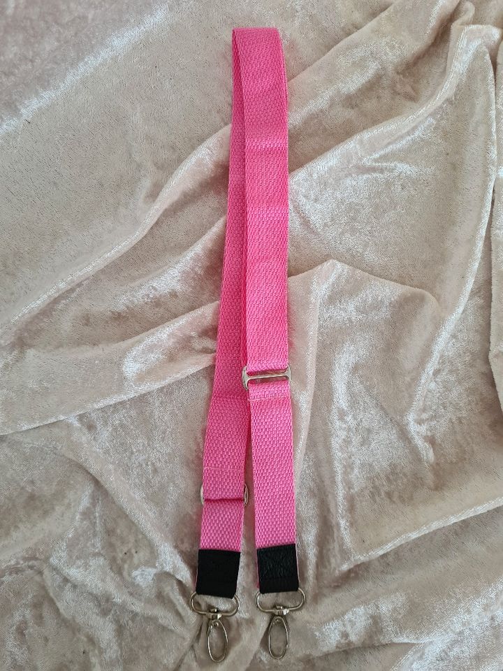 Gurtband pink / rosa 25mm breit, verstellbar, verschiedene Farben in Hamburg