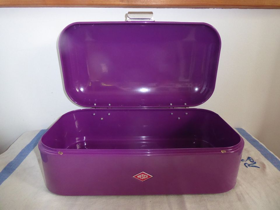 Wesco Breadbox Grandy Brotkasten Purple Lila in Moosthenning