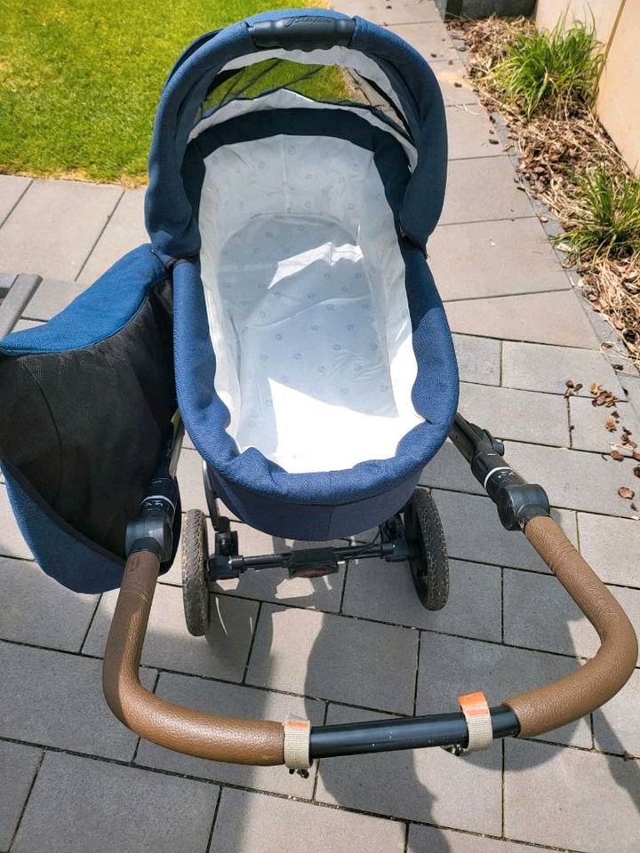 Hartan Xperia GTX Bellybutton 2-in-1 Kinderwagen mit Zubehör in Oestrich-Winkel