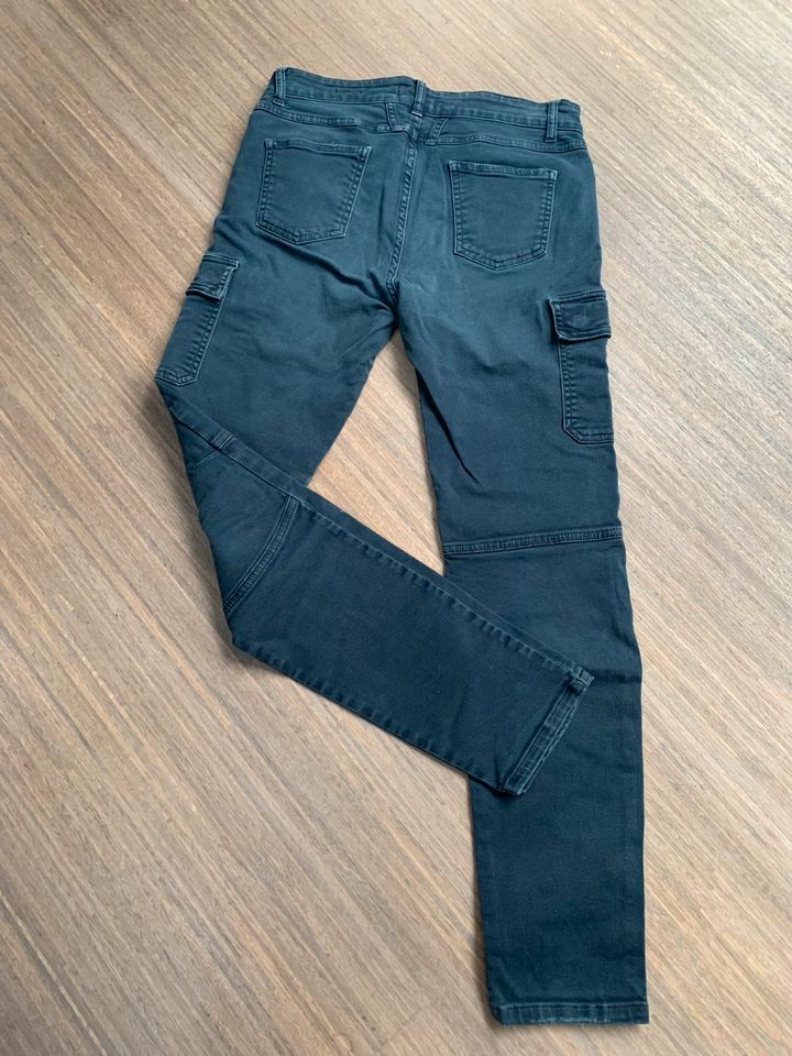 CLOSED Jeans Cargohose Cargojeans coloured denim Gr. 28 inch in Esslingen