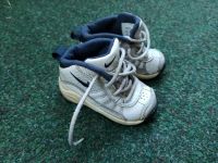 19 Nike Schuhe Sneaker Turnschuhe Baby-Schuhe Sprtschuhe Berlin - Neukölln Vorschau