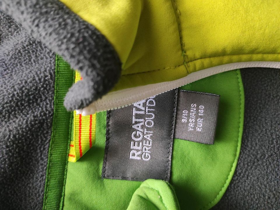 Regatta Softshell Jacke 140 in Hadamar