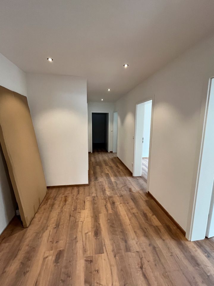 Erstbezug Neubauwohnung 4 Zimmer 97 m² im Kellergeschoss in Neunburg