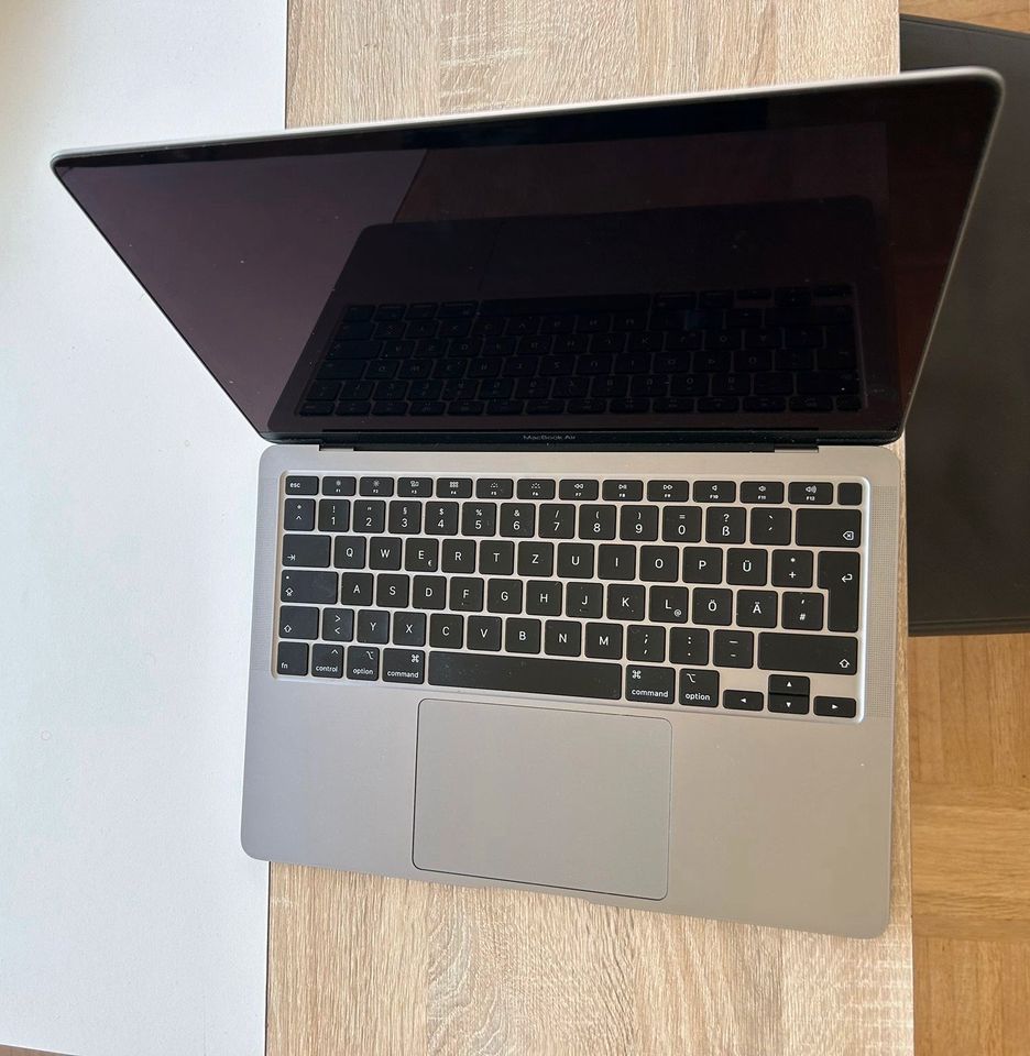 MacBook Air 13“ 2020 in Recklinghausen