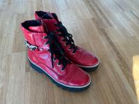 Boots von Guess, Lackrot, Gr. 41 Köln - Ehrenfeld Vorschau