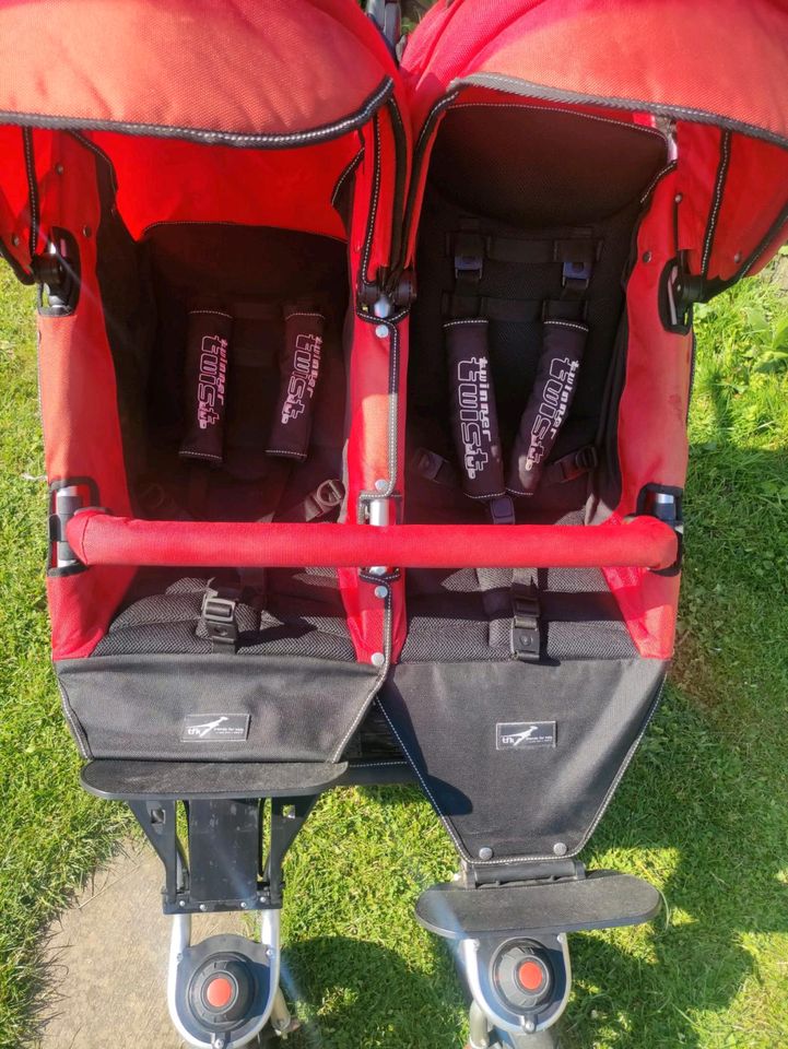 TFK Kinderwagen / Zwillingswagen in Eschenburg