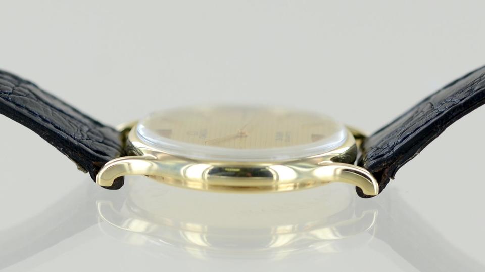 Omega DeVille 191.0056 Gelbgold 14k Quarz Leder 32 mm no crown in Erkrath