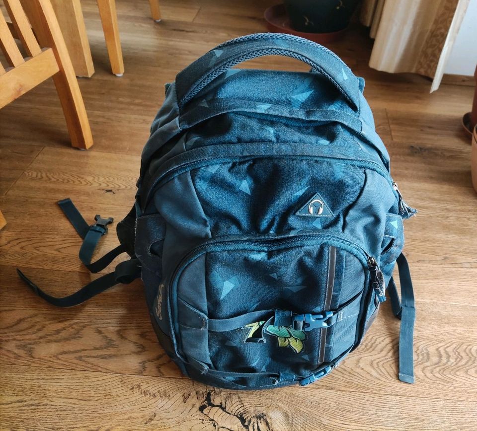 Satch Schulrucksack mit Graffiti in Wartenberg