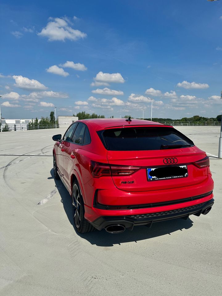 Audi RS Q3 Sportback/RS-AGA/360*/V-Max+280/Sonos in Wolfsburg