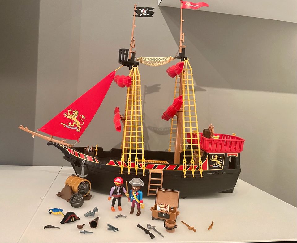 Playmobil Piratenschiff 5736 + 4424 in Lippetal