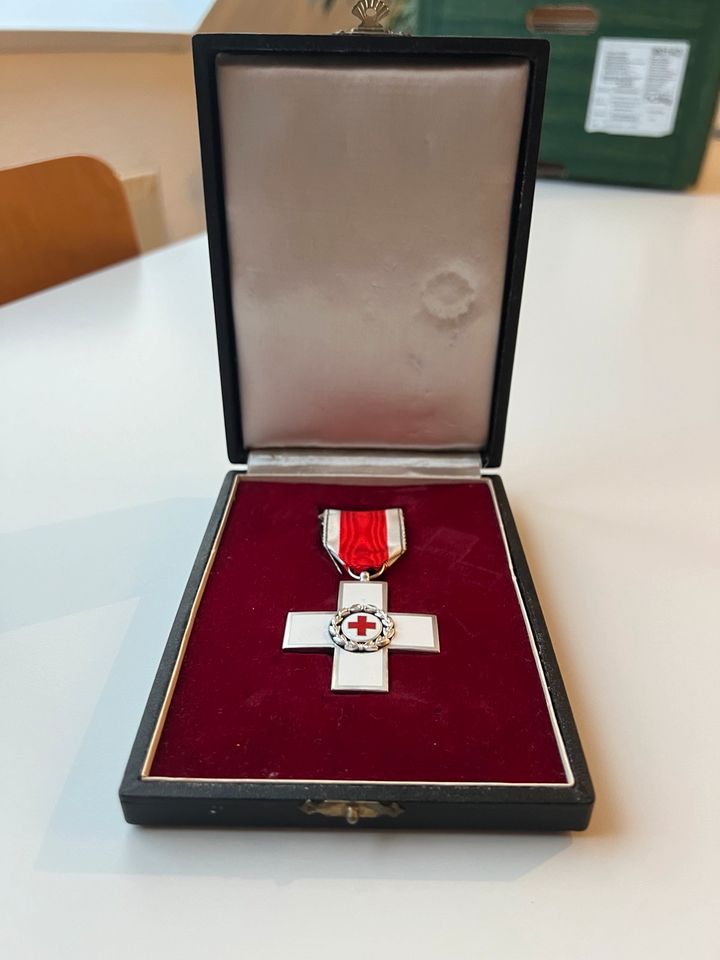 Deutsches Rotes Kreuz Verdienstkreuz / Silber / Kriegsorden in Flein