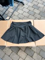 Rock mit Hose / Nur Abholung möglich Bayern - Eltmann Vorschau